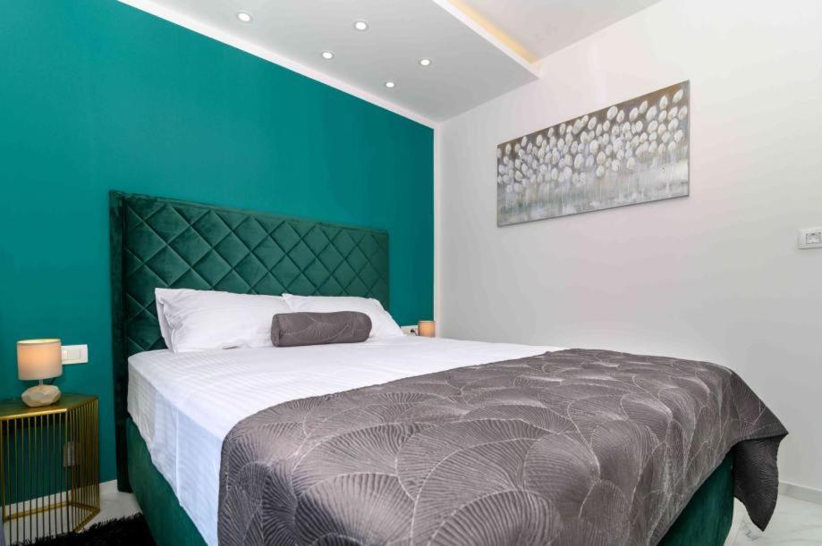 Luksusowy Z Podgrzewanym Basenem I Widokiem Na Morze Apartment Trogir